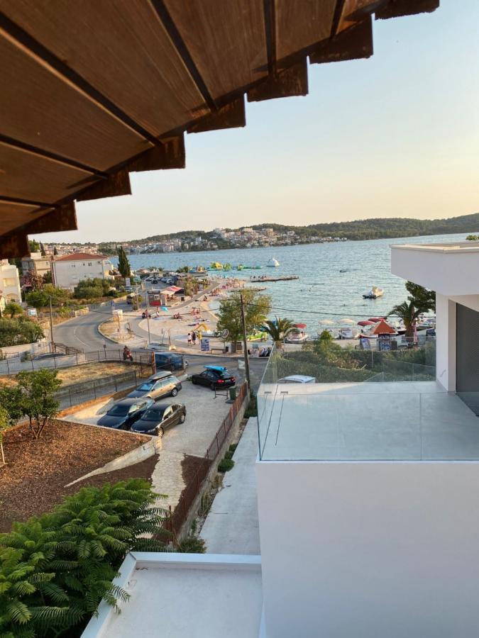 D.O.O. Yury Apartment โตรกีร์ ภายนอก รูปภาพ