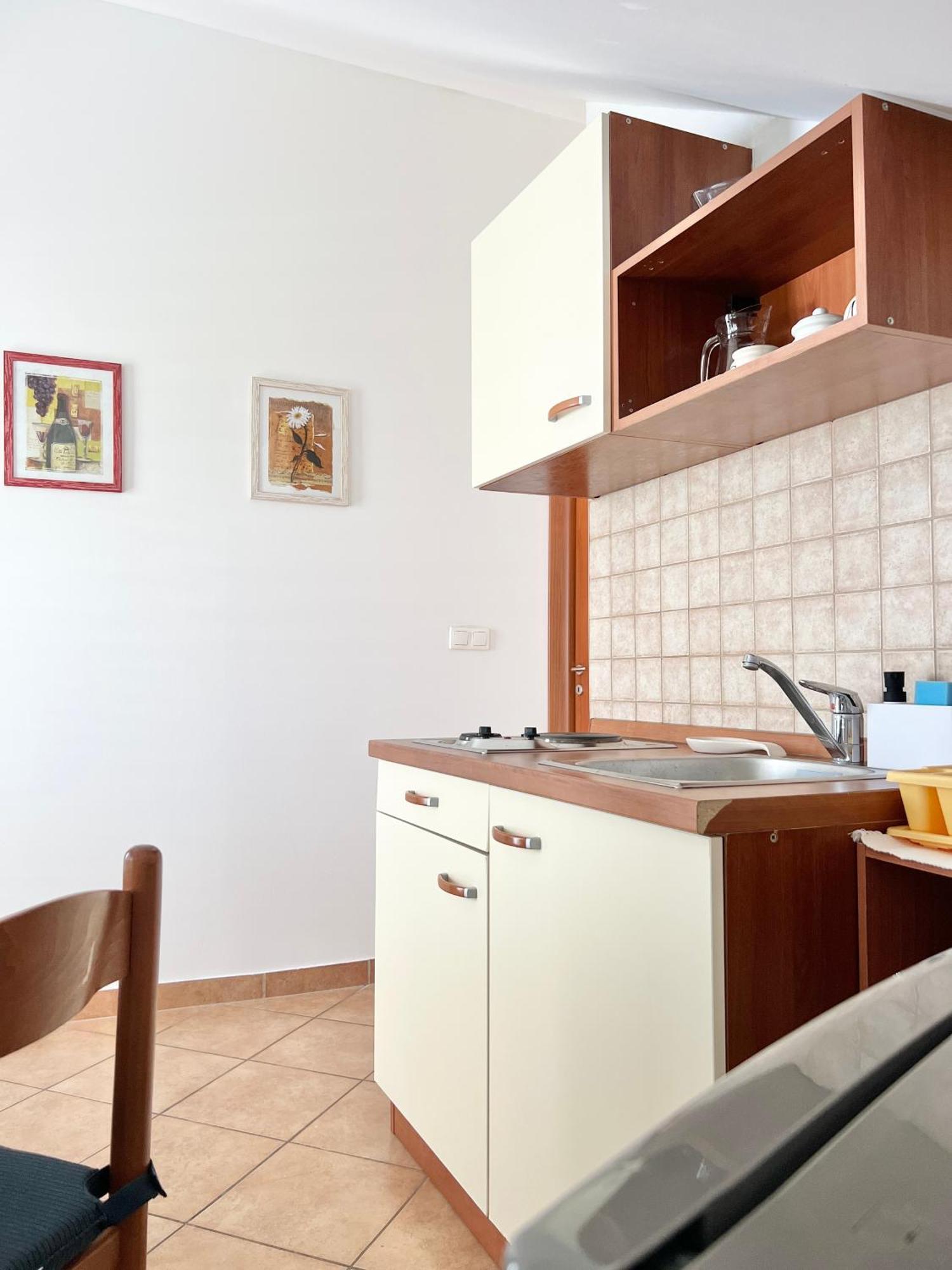 D.O.O. Yury Apartment โตรกีร์ ภายนอก รูปภาพ
